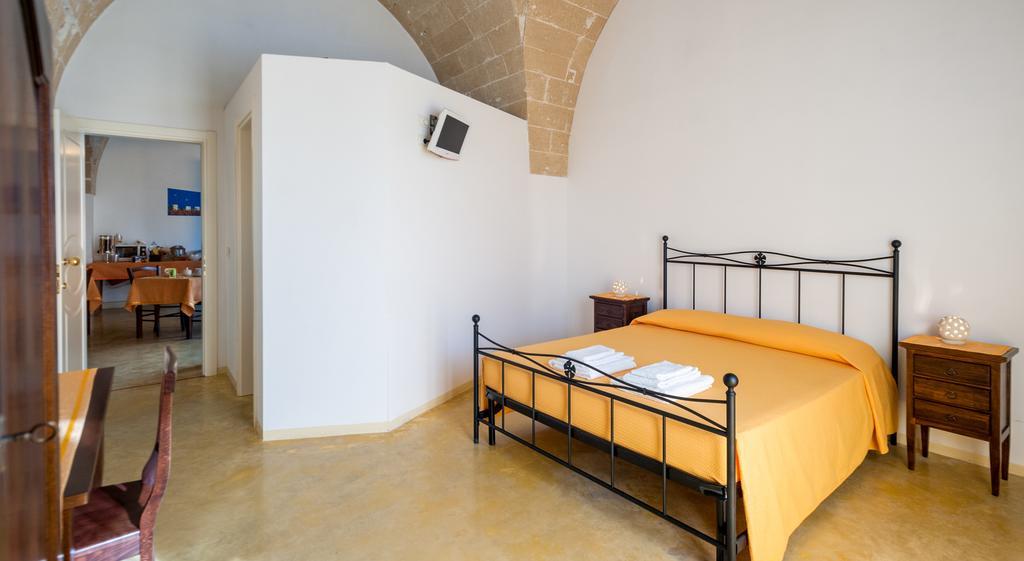 B&B La Garolla Sannicola Habitación foto